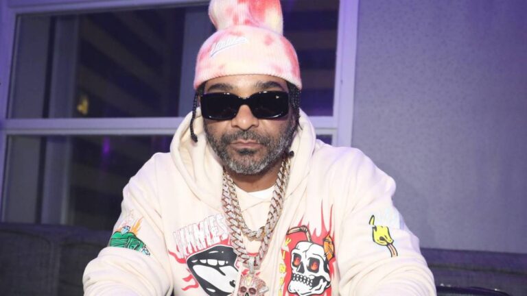 Jim Jones envoie des prières à Lil Tjay alors qu&rsquo;il se tenait près du commentaire « Les rappeurs ont le travail le plus dangereux »