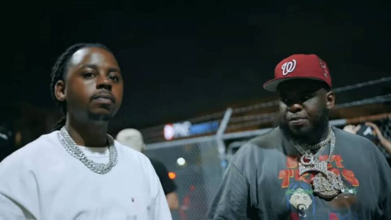 Babyface Ray et Maxo Kream échangent des barres dans le clip « Mixin Juices »