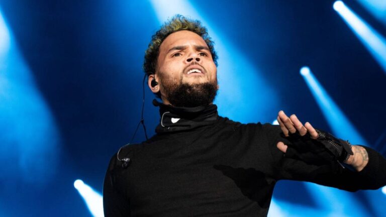 Chris Brown déclare qu&rsquo;il est de retour sur son « Gangsta Shit » après que « Dreezy » n&rsquo;obtienne pas le soutien qu&rsquo;il attendait