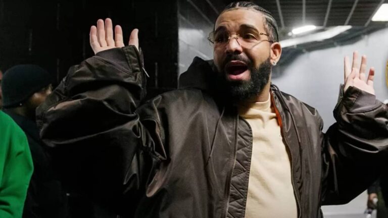 Drake FaceTimes avec le champion du MMA Israel Adesanya avant l&rsquo;UFC 276: « J&rsquo;ai mis un petit million de dollars »