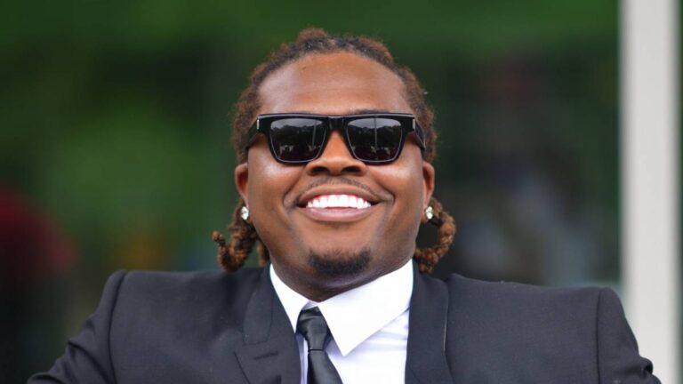 Gunna tout sourire en appelant par vidéo son filleul derrière les barreaux