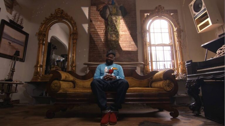 Jadakiss raconte le documentaire de Clarks Wallabee  » Soles Of The City  » avec Ghostface Killah, Raekwon et plus