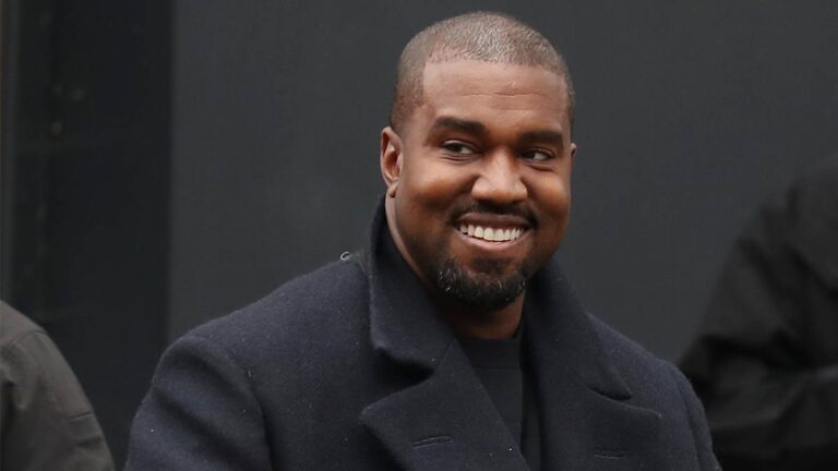 Kanye West aurait déposé une marque pour son nouveau logo