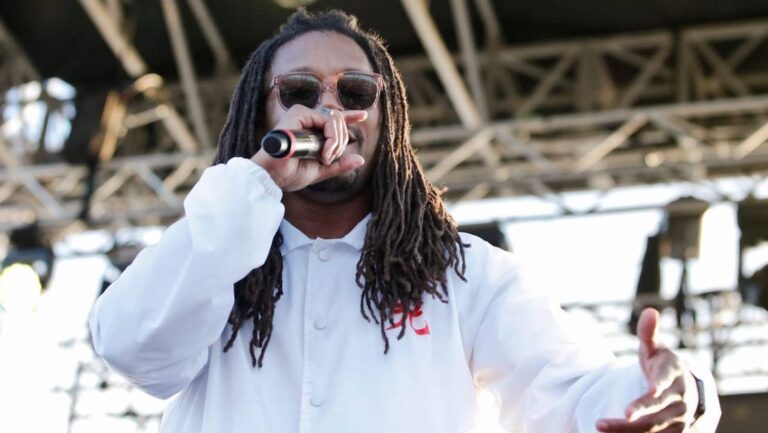 Lupe Fiasco souhaite que la musique d&rsquo;exercice ne soit qu&rsquo;un divertissement : « Ils disent la vérité »
