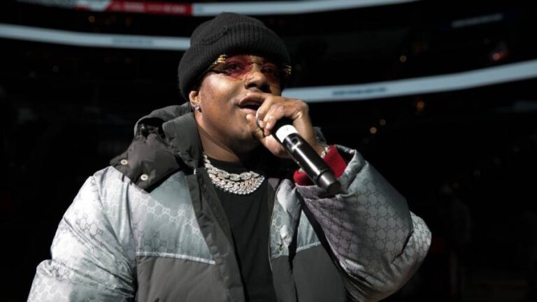 Ma$e accusé de pratiques commerciales douteuses par Fivio Foreign alors qu&rsquo;il continue de pointer du doigt Diddy