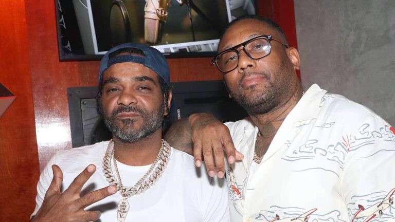 Maino surprend Jim Jones avec une œuvre d&rsquo;art pour son 46e anniversaire