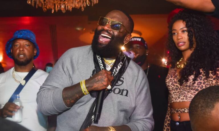 Rick Ross interroge Bored Ape NFT en riant de la question du fan du rappeur le plus riche
