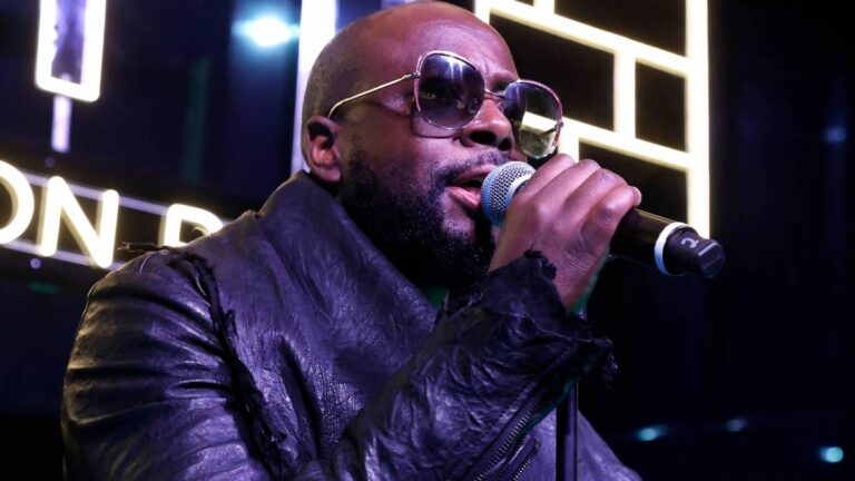 Wyclef Jean des Fugees annonce l&rsquo;album &lsquo;2097&rsquo; pendant l&rsquo;anniversaire de &lsquo;The Carnival&rsquo;