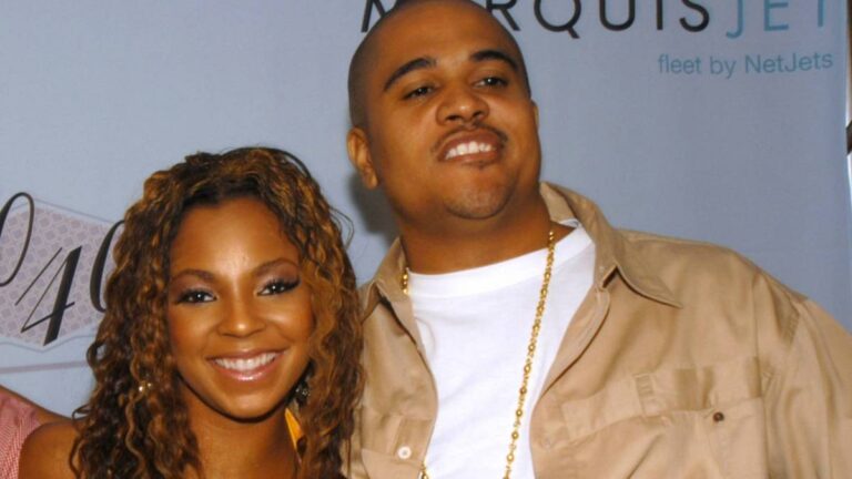 Ashanti appelle à « des vibrations positives et de l&rsquo;énergie » au milieu de la saga sexuelle d&rsquo;Irv Gotti