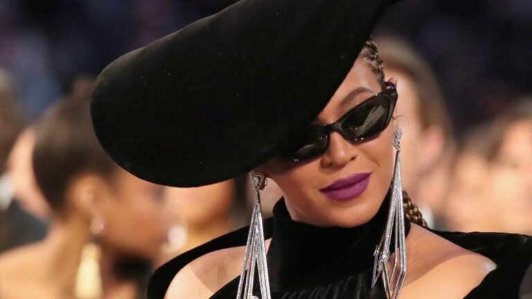 Beyoncé supprimera les paroles de « Ableist » de l&rsquo;album « Renaissance » après le contrecoup des médias sociaux