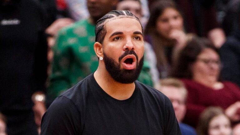 Drake confond les fans en qualifiant 2020 d &lsquo;«année la plus difficile de l&rsquo;histoire de l&rsquo;humanité»