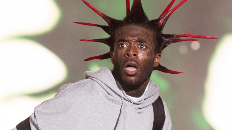 Lil Uzi Vert explique pourquoi ils avaient l&rsquo;air si misérables dans la vidéo d&rsquo;anniversaire malgré le cadeau Maybach de JT