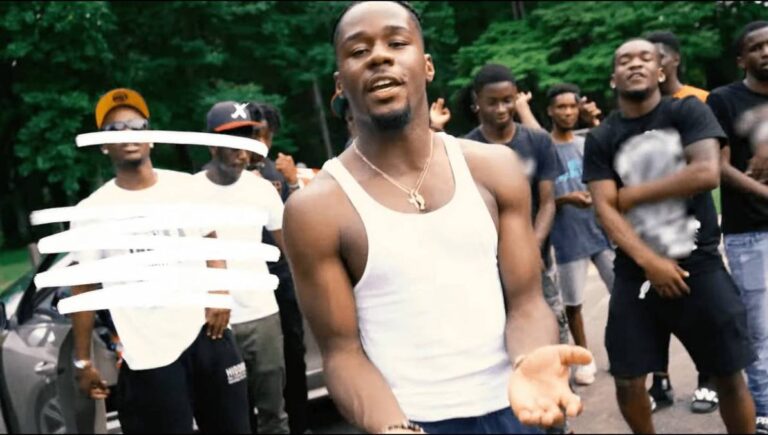 Reuben Vincent publie une nouvelle vidéo «Geechie Suede» et annonce les débuts de Roc Nation