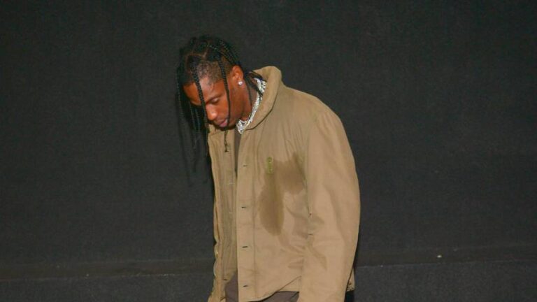 Travis Scott continue la saga de l&rsquo;album &lsquo;Utopia&rsquo; avec Pharrell Studio Session