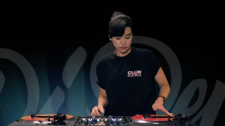 DJ Perly entre dans l&rsquo;histoire de DMC en tant que première femme à remporter deux championnats américains