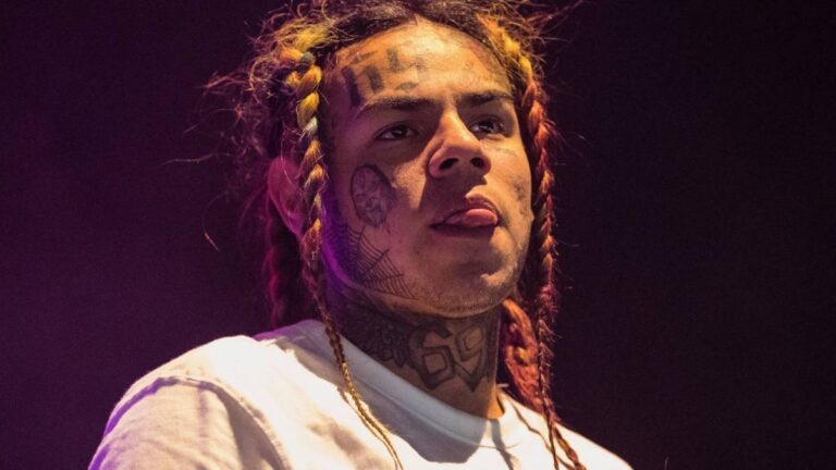 6ix9ine impliqué dans une bagarre après que le DJ de Dubaï aurait refusé de jouer sa musique