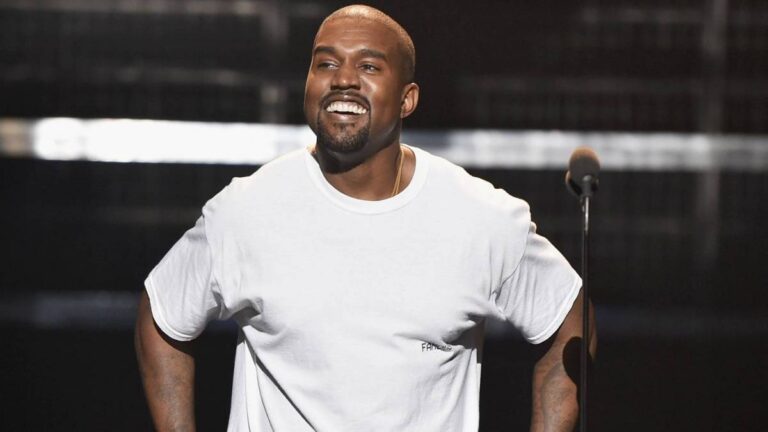 Kanye West affirme que « adidas ne veut plus de fumée » dans un post Instagram victorieux