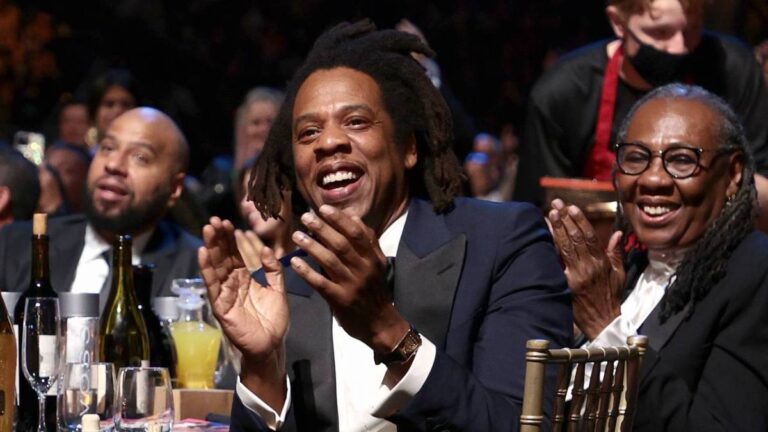 L&rsquo;équipe Roc Advocacy de JAY-Z mène à l&rsquo;arrestation d&rsquo;un flic corrompu de Kansas City