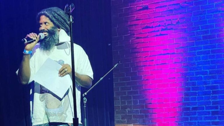 Murs dévoile le premier album de compilation du programme de mentorat Groundwaves Colorado Rap Mentorship