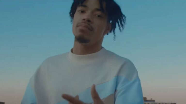 StaySolidRocky arrêté pour avoir prétendument ouvert le feu pendant les funérailles