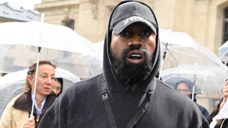 Kanye West perd son contrat avec Balenciaga suite à une polémique sur l&rsquo;antisémitisme