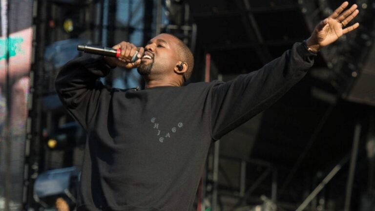 Les enfants de Kanye West se déguisent en Snoop Dogg, Eazy-E, Aaliyah et Sade pour Halloween