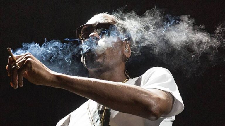 Private Blunt Roller de Snoop Dogg révèle comment elle a décroché le travail de 50 000 $ par an