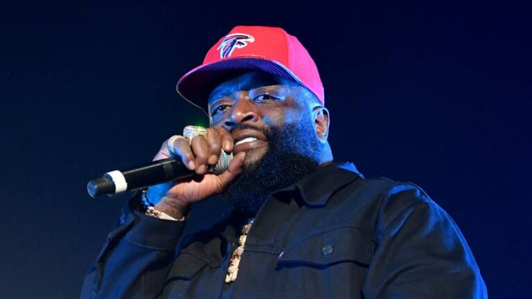 Rick Ross menace de poursuivre une femme en utilisant la marque « Boss » pour un événement