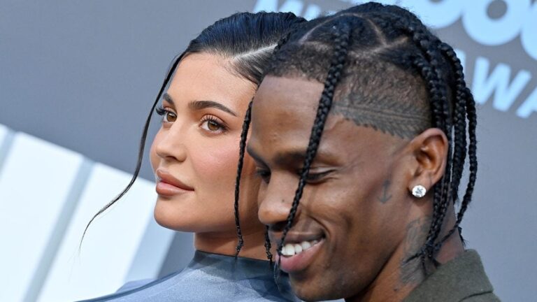Travis Scott et Kylie Jenner vendent le manoir de Beverly Hills pour 22 millions de dollars