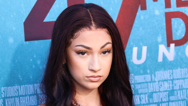Bhad Bhabie prononce un discours inspirant devant les étudiants de l&rsquo;Université d&rsquo;Oxford