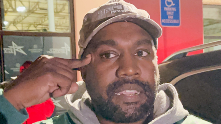 Les fans de Kanye West lancent GoFundMe dans le but de restaurer son statut de milliardaire
