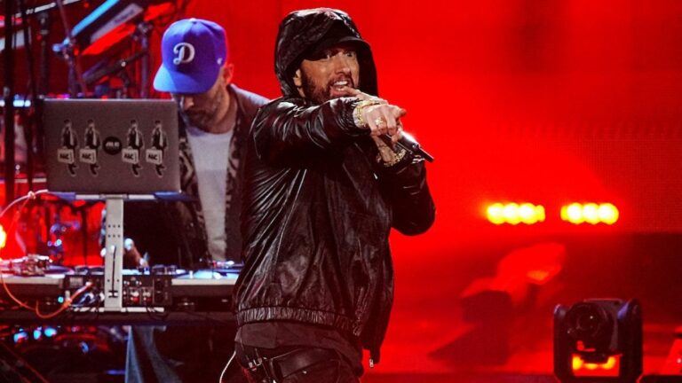 Les mamans spaghetti d&rsquo;Eminem se rendent à New York pour le 20e anniversaire de « 8 Mile »