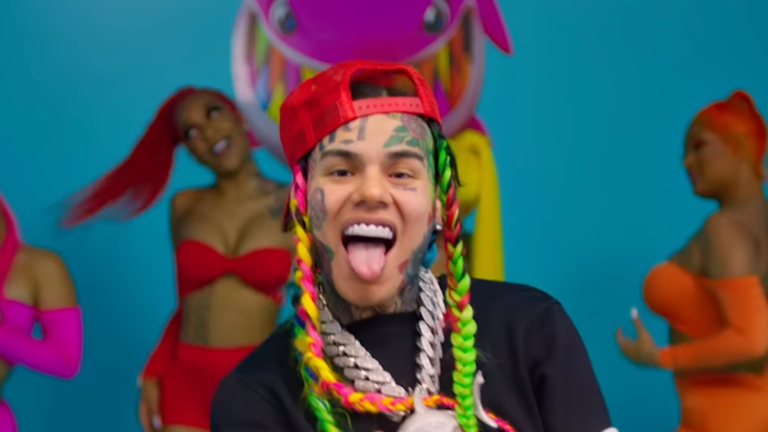 6ix9ine banni des appartements de luxe à Miami pour un agent de sécurité armé