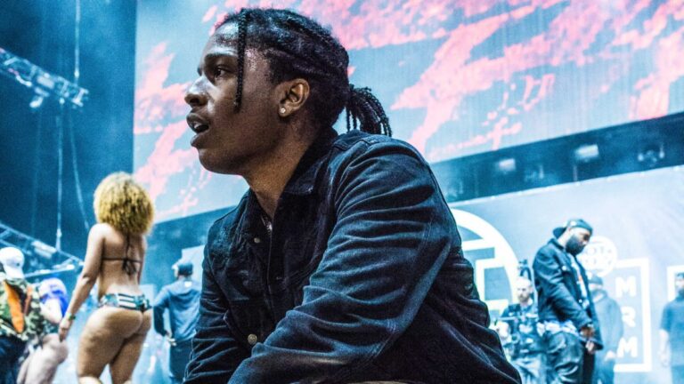 A$AP Rocky Voices klaxon de voiture dans le jeu vidéo « Need For Speed ​​Unbound »