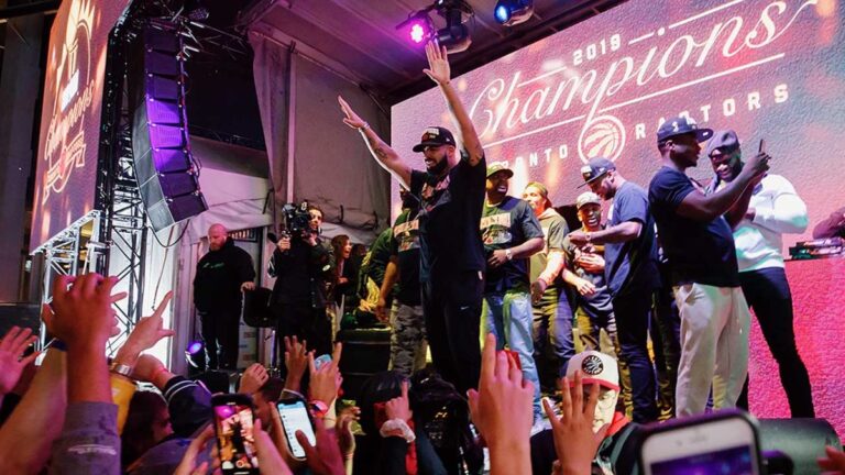 Drake se moque de la sécheresse du championnat des Los Angeles Clippers après un coup sur les réseaux sociaux