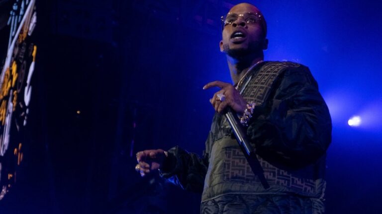 L&rsquo;ADN de Tory Lanez introuvable sur l&rsquo;arme utilisée pour tirer sur l&rsquo;étalon Megan Thee, témoigne un expert