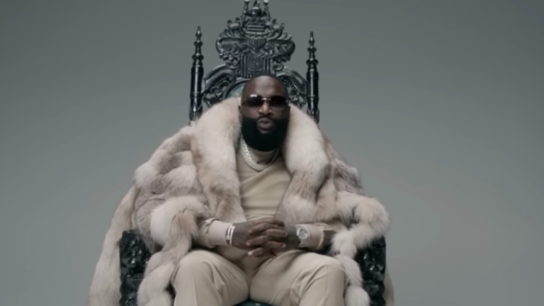 La petite amie de Rick Ross confirme sa romance et explique ce qui l&rsquo;a attirée vers MMG Boss