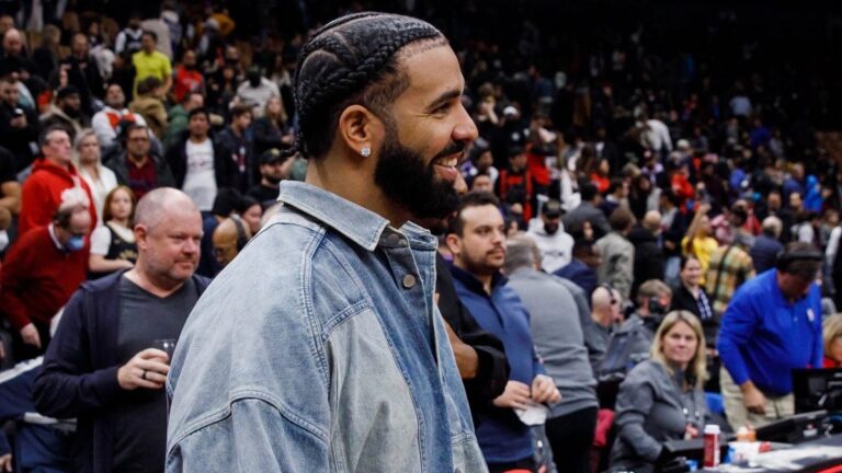 Le procès pour droit d&rsquo;auteur de Drake &lsquo;Way 2 Sexy&rsquo; rejeté après que les procureurs aient été harcelés