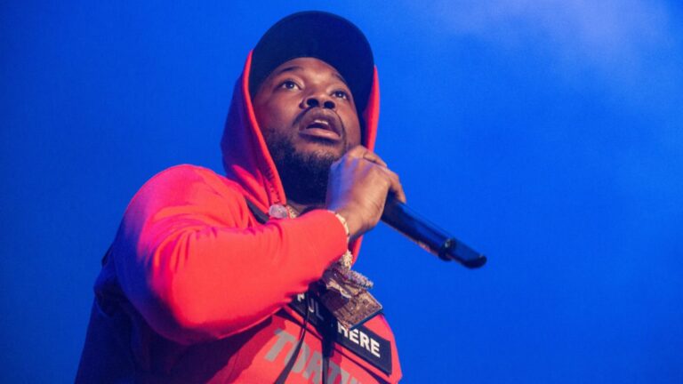 Meek Mill visite sa « deuxième maison » au Ghana après avoir appris son ascendance