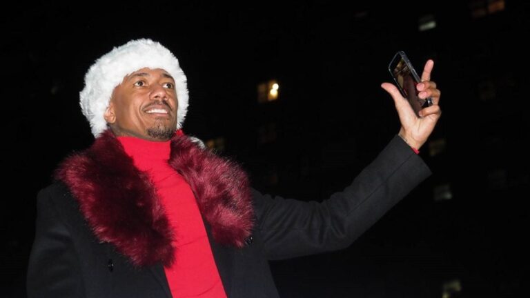 Nick Cannon admet qu&rsquo;il « voyagera partout » à Noël pour célébrer avec ses 11 enfants