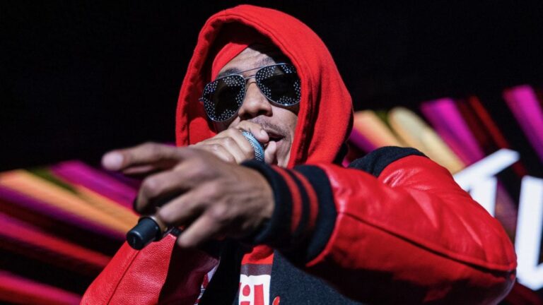 Nick Cannon hospitalisé pour une pneumonie : « Je suppose que je ne suis pas Superman »