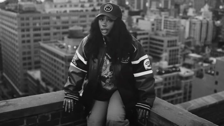 SZA partage un superbe visuel en noir et blanc pour le nouveau single « Nobody Gets Me »