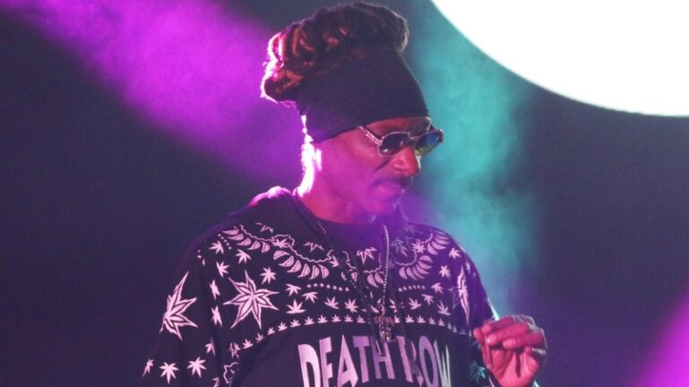 Snoop Dogg se transforme en Père Noël avec le skin de Noël &lsquo;Call Of Duty: Mobile&rsquo;
