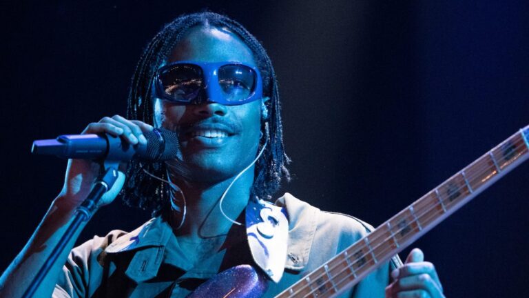 Steve Lacy met en lumière certaines de ses influences surprenantes : « Paramore Raised Me »