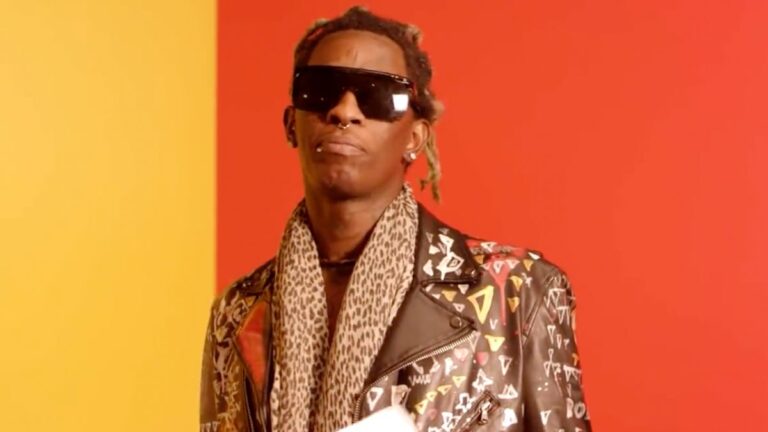 Un jeune voyou frappé de nouvelles accusations en attendant son procès dans l&rsquo;affaire YSL RICO