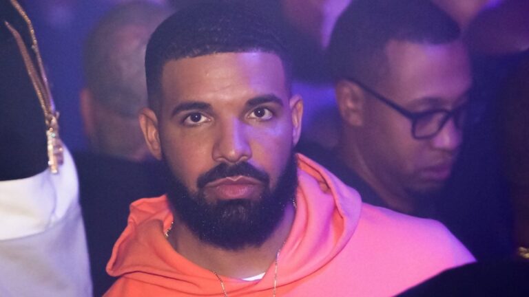 Drake reçoit un traitement de dernière minute sur la cheville « Piece Of Shit » avant les spectacles de Harlem