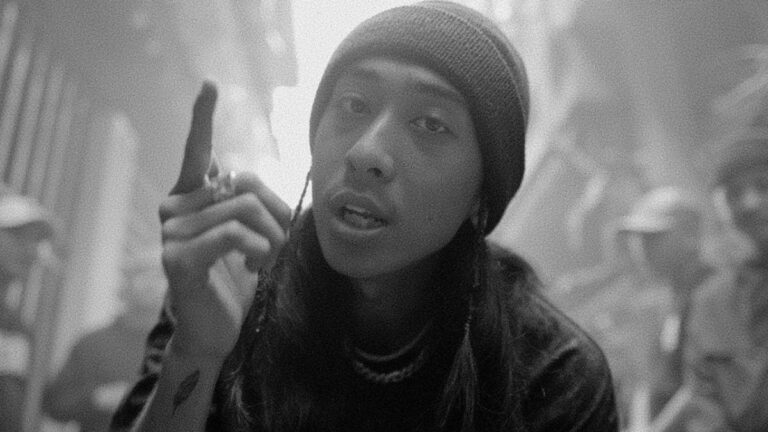 Kiyo s&rsquo;envole pour ses rêves dans le dernier morceau introspectif, &lsquo;Puyat&rsquo; Ft.  YVNG ₱ESO—Choix de la rédaction