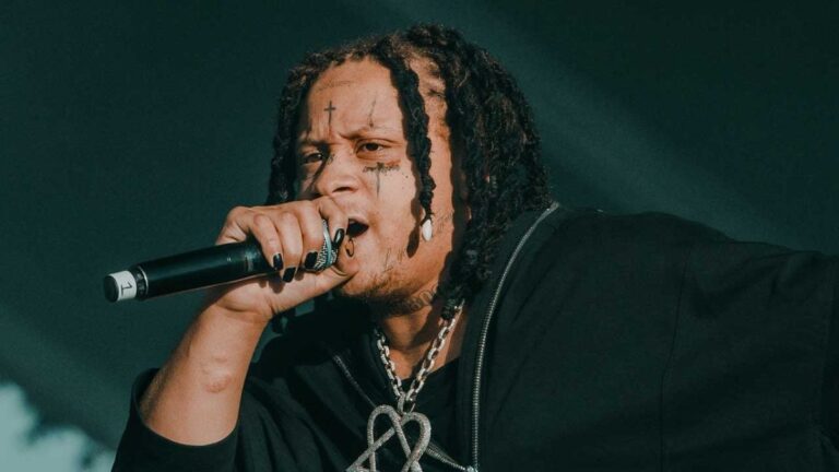 Les fans de Trippie Redd chantent « remboursement » lors d&rsquo;un concert écourté auquel il s&rsquo;est présenté en retard