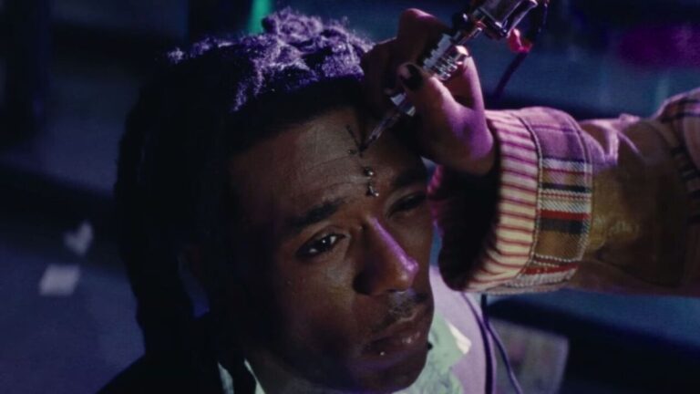Lil Uzi Vert fait briller son visage avec six nouveaux piercings faciaux