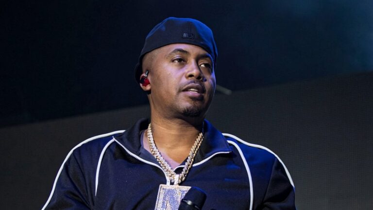 Nas exhorte les fans à visiter l&rsquo;exposition Hip Hop 50 « Conscious, Unknown » à New York